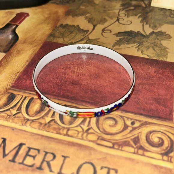 Mid-Century Marlene Enameled Bangle Bracelet - a vintage treasure - Picture 5 of 7